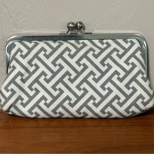 Oatmeal Lace Gray White Geometric Clutch purse